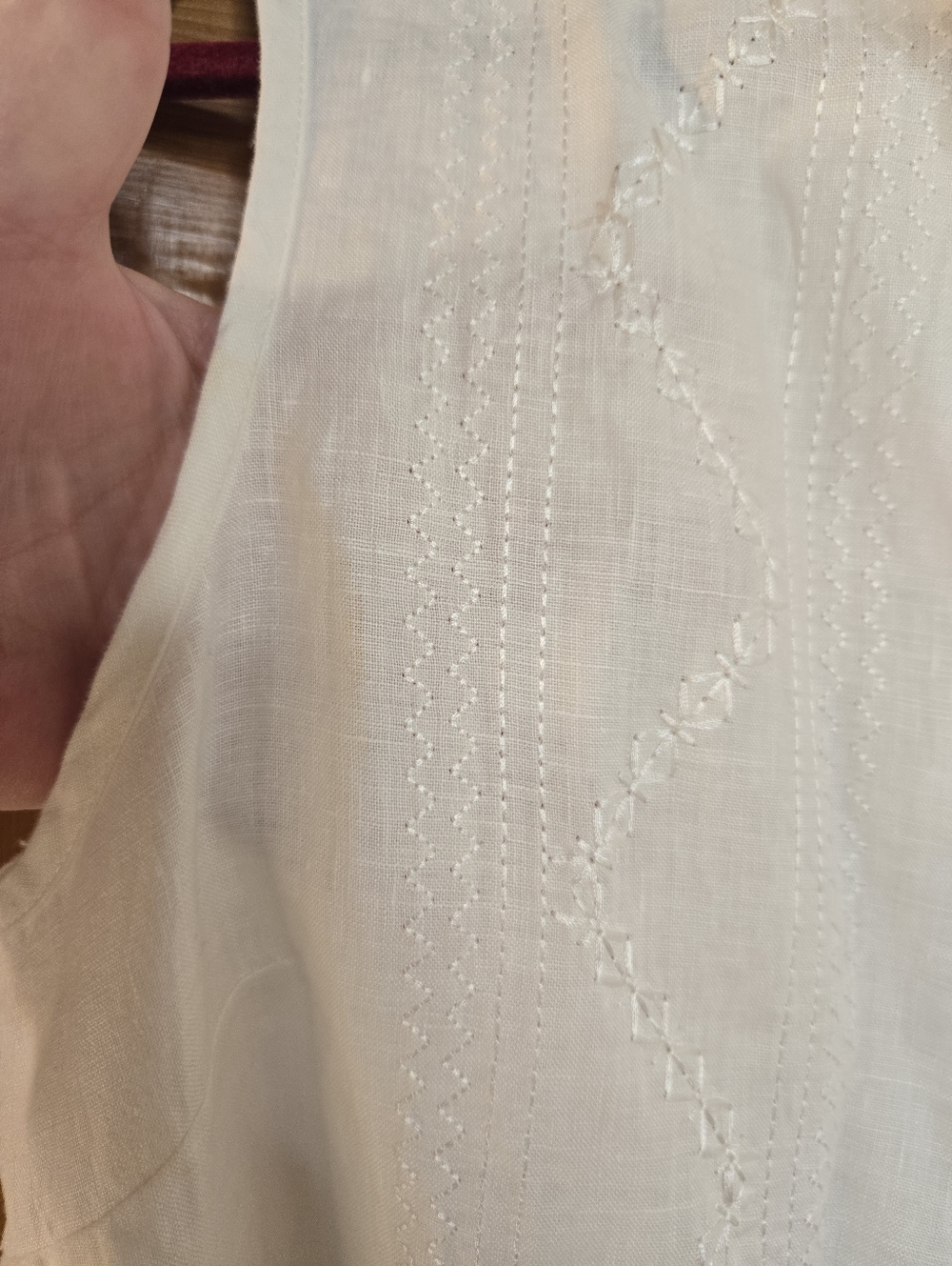 Kim Rogers White Sleeveless Embroidered Linen Button-Up Blouse Sz L - Picture 3 of 11